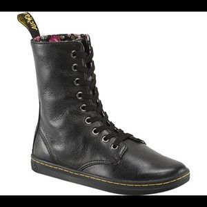 Dr.Martens Stratford Leather boots